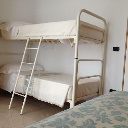 Aloe Beach Apartments, Ombrellone, Parcheggio E Uso Di Biciclette Gratis Ρίμινι Εξωτερικό φωτογραφία