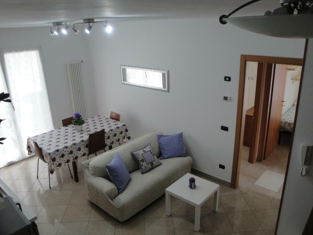 Aloe Beach Apartments, Ombrellone, Parcheggio E Uso Di Biciclette Gratis Ρίμινι Εξωτερικό φωτογραφία